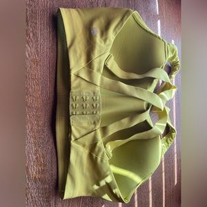 Lululemon sports bra lime green
